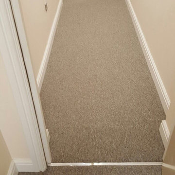 Installing Plaing Carpet to a Corridor