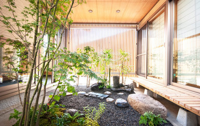 Japan Houzz: A Japanese Tea Garden Brings the Outdoors In