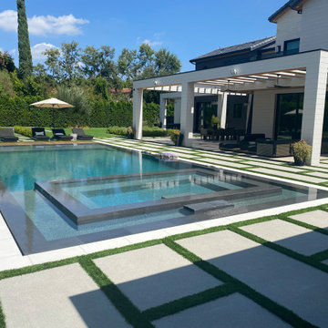 Encino zero edge pool and spa