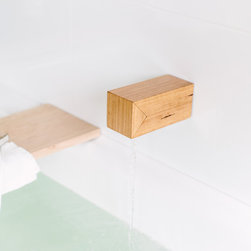 Tigre Timber Bath Spout - Bathroom Fixtures