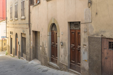 House exterior in Florence.