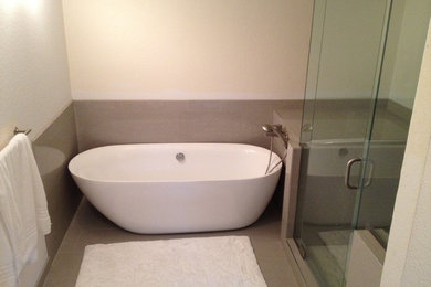 Inspiration for a modern bathroom remodel in Seattle