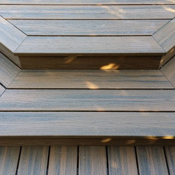 North Vancouver Sun Deck