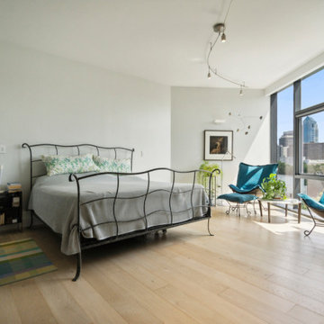 2100 Hamilton