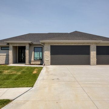 1 Story Fieldstone Ranch