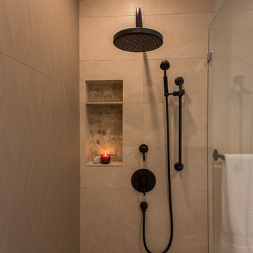 LESCHI MASTER SUITE