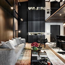 Houzz Tour: Pushing Boundaries in a Flat That's High on Style
