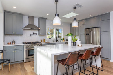 Kitchen photo in San Francisco