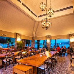 B&uuml;y&uuml;k ve K&uuml;&ccedil;&uuml;k Silindir Sarkıt - Pendant Lighting
