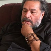 Larry Santoyos foto