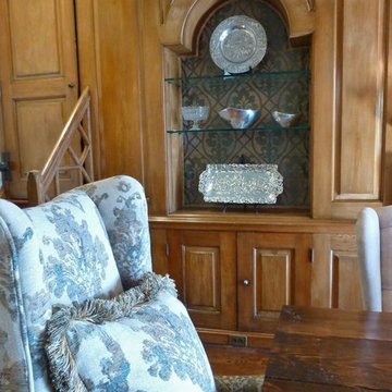 Rustic and Refined Historic Dining Room