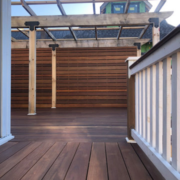 Ipe deck with pergola