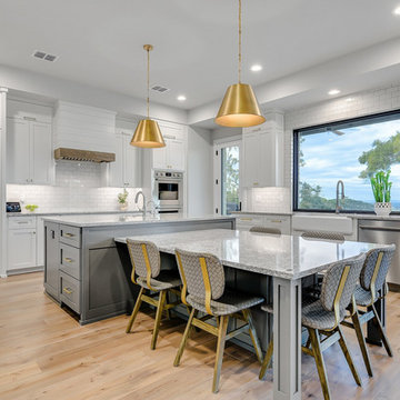 Transitional Farmhouse