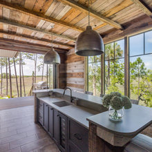 Outdoor Kitchen
