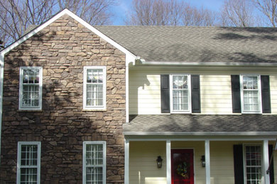 Elegant exterior home photo in Richmond