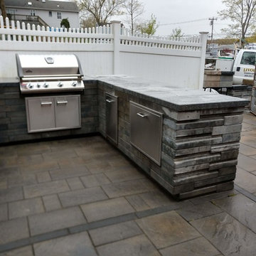 Outdoor Kitchens