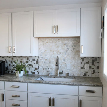 Kitchen Remodel With Full Wall Splash in Geometric Shapes