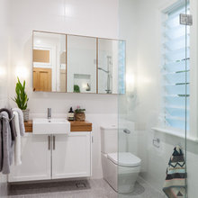 South St bathroom