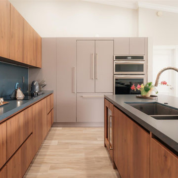 Exquisite Kitchen Renovation in Miami by D’Cassa