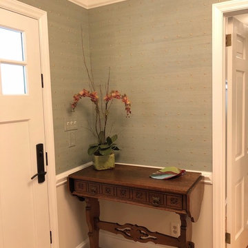 Sherwood Forest - Foyer - Grasscloth