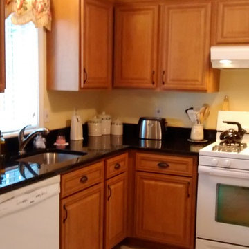 Kitchen Cabinet Refacing and Resurfacing