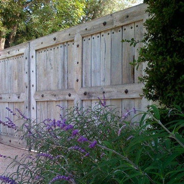 Wood gate