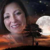 Terri Hall's photo
