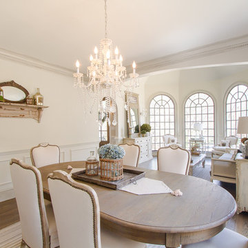 Clubside Terrace Living Room/ Dining Room