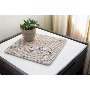 Set of 4 SARO LIFESTYLE Natural Water Hyacinth Round Hand Woven Rattan Placemat 15 Gold 15 Gold 1404.GL15R