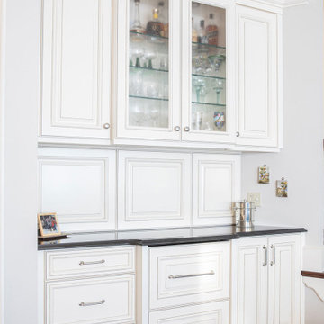 Renovation of Kitchen, Hearth Room and Breakfast Nook