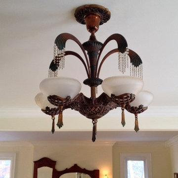 1914 Hanging Gill Glass Slip Shade Chandelier, "Fountain Line" Edition