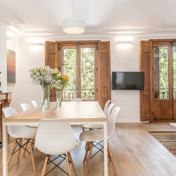 Comedor con chimenea T47