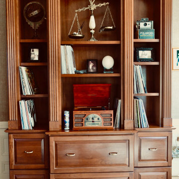 Den with Built-ins