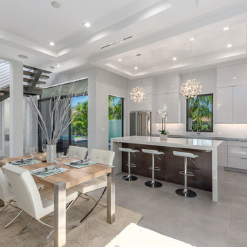 Juno Beach Modern