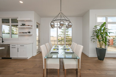 Dining room - dining room idea in Calgary