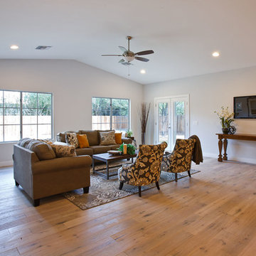 6102 E Carnation Circle