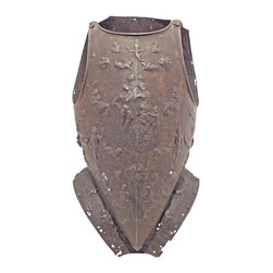 AN EXTREMELY RARE AND IMPORTANT EMBOSSED FRENCH CUIRASS C.1560-70 - Home Decor