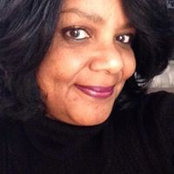 Robin Akins's photo