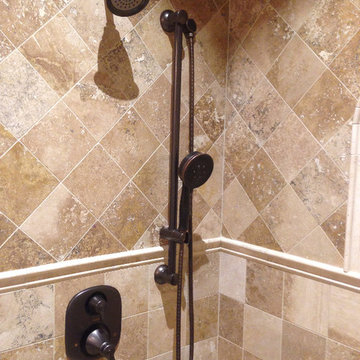 Neutral Grand Bathroom