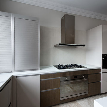 Modern Kitchen - Vaughn