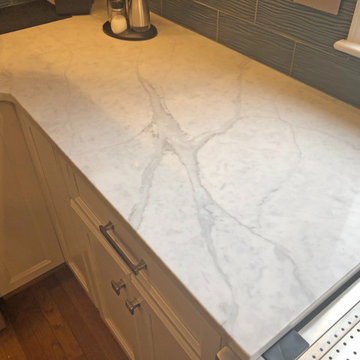 Two-Tone Kitchen Design in Bowie
