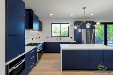 Kitchen - kitchen idea in San Francisco