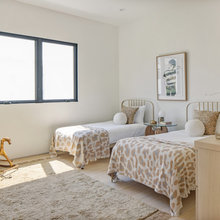 Eliese Old Room