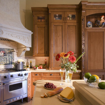 Traditional Kitchen Cabinets