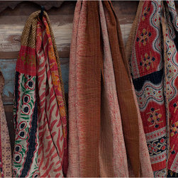 Rizzy Luxury Throws - Throws