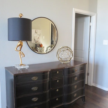 Transitional foyer, Austin, Texas