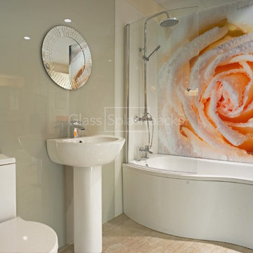 Glass Splashbacks in Bathrooms