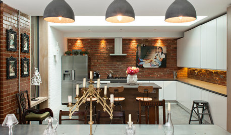 Houzz Tour: A Stylish Courtyard Apartment in an East London Warehouse