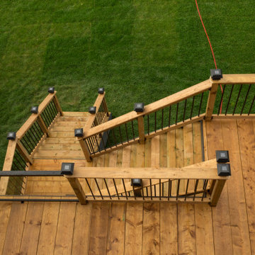 Stunning Multi-Level Deck