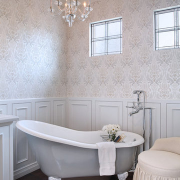 Master bathroom in San Clemente
